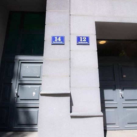 Sunny & Cozy Penthouse With Balcony L Dg4'14 Apartamento Viena Exterior foto
