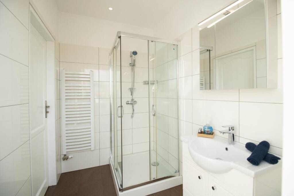 Sunny & Cozy Penthouse With Balcony L Dg4'14 Apartamento Viena Exterior foto